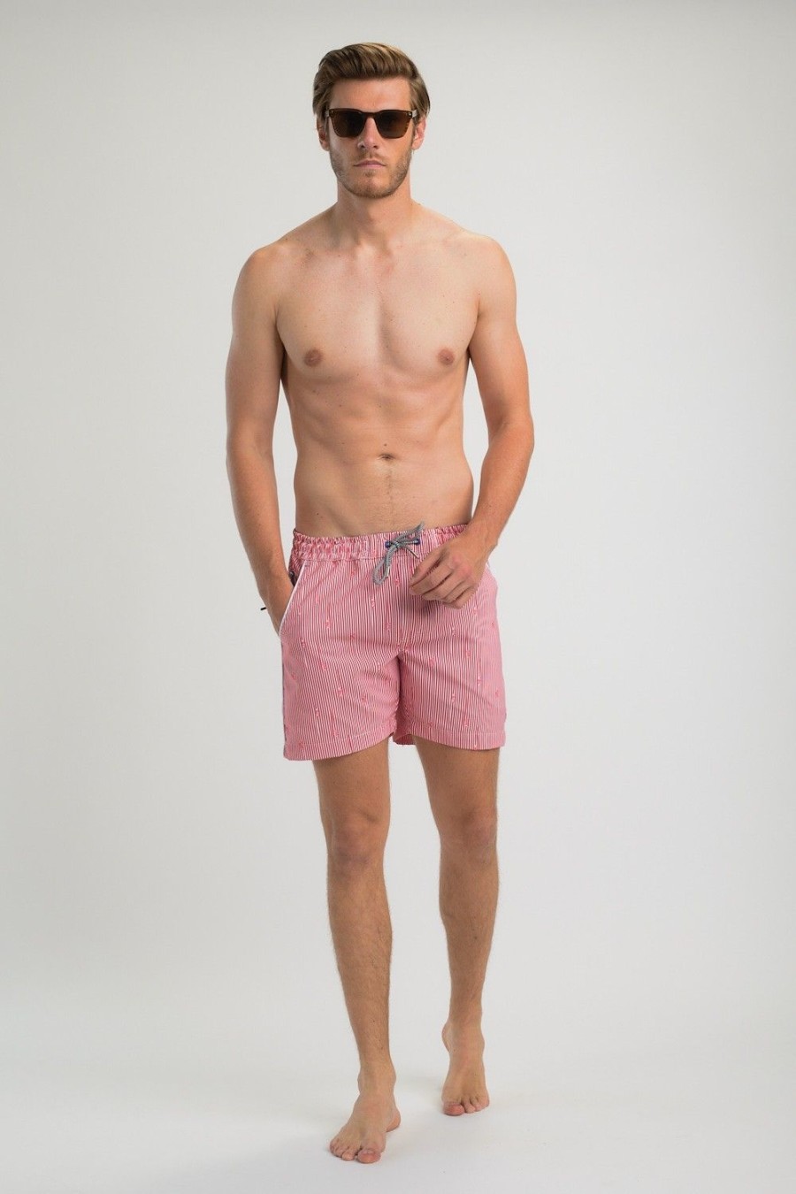 Homme Benson & Cherry Les Bas | Short De Bain Aux Fines Rayures Pilgrim Rouge