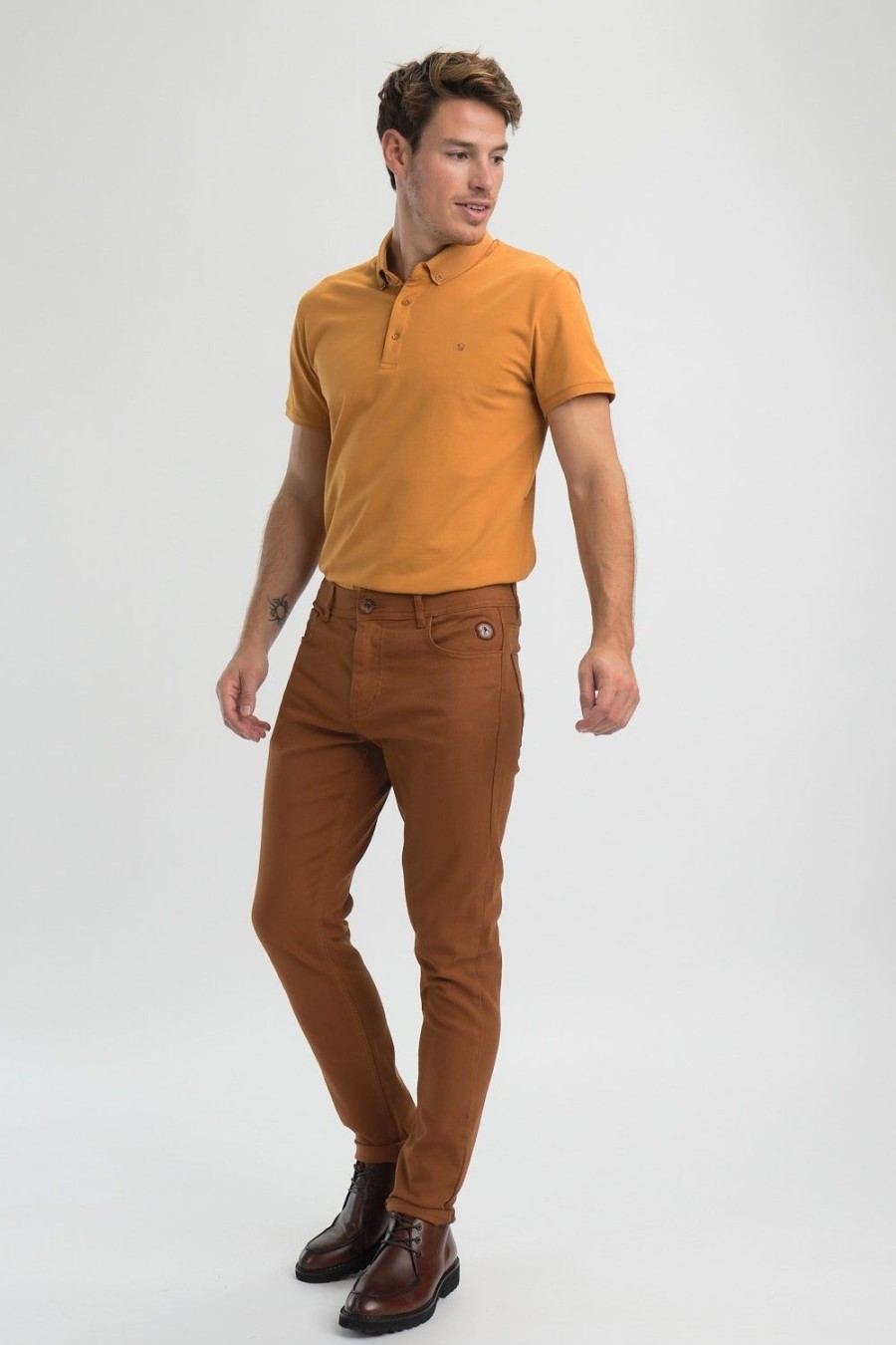 Homme Benson & Cherry Les Bas | Jean Tapered Denim Stretch Juild Tabac