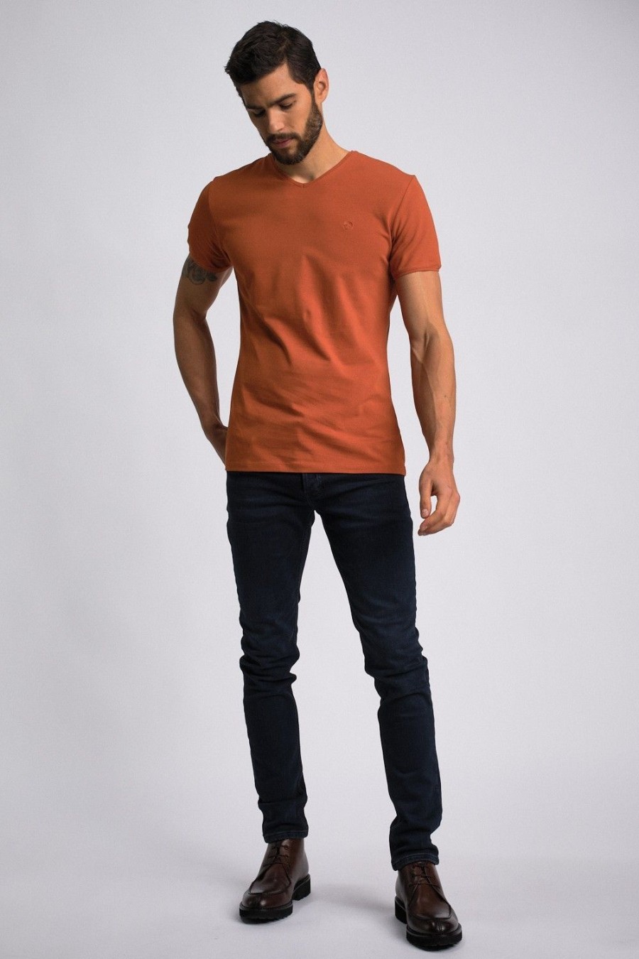 Homme Benson & Cherry T-Shirts Pour Homme | Tee-Shirt Coton Stretch Uni Col V Tahys Mandarine