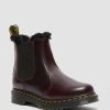 Dames Dr. Martens Bottines | Bottines Chelsea 2976 Leonore Doublees En Fausse Fourrure Sang De Boeuf — Atlas