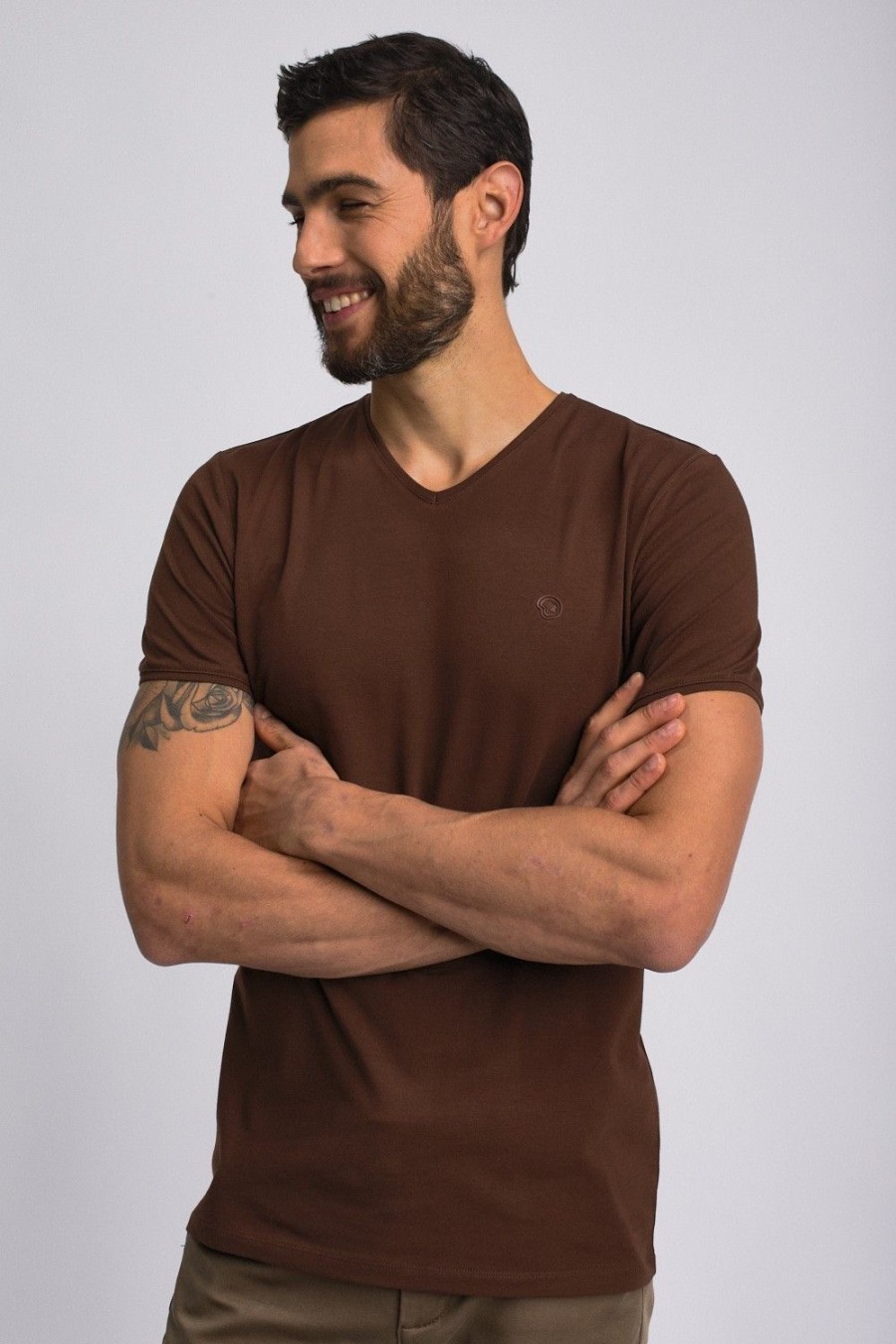 Homme Benson & Cherry T-Shirts Pour Homme | Tee-Shirt Coton Stretch Uni Col V Tahys Choco