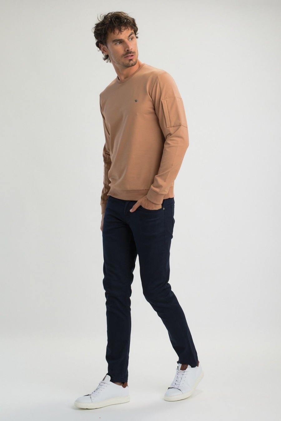 Homme Benson & Cherry Vestes Et Sweaterie Pour Homme | Sweat Col Rond Classique Schultz Camel