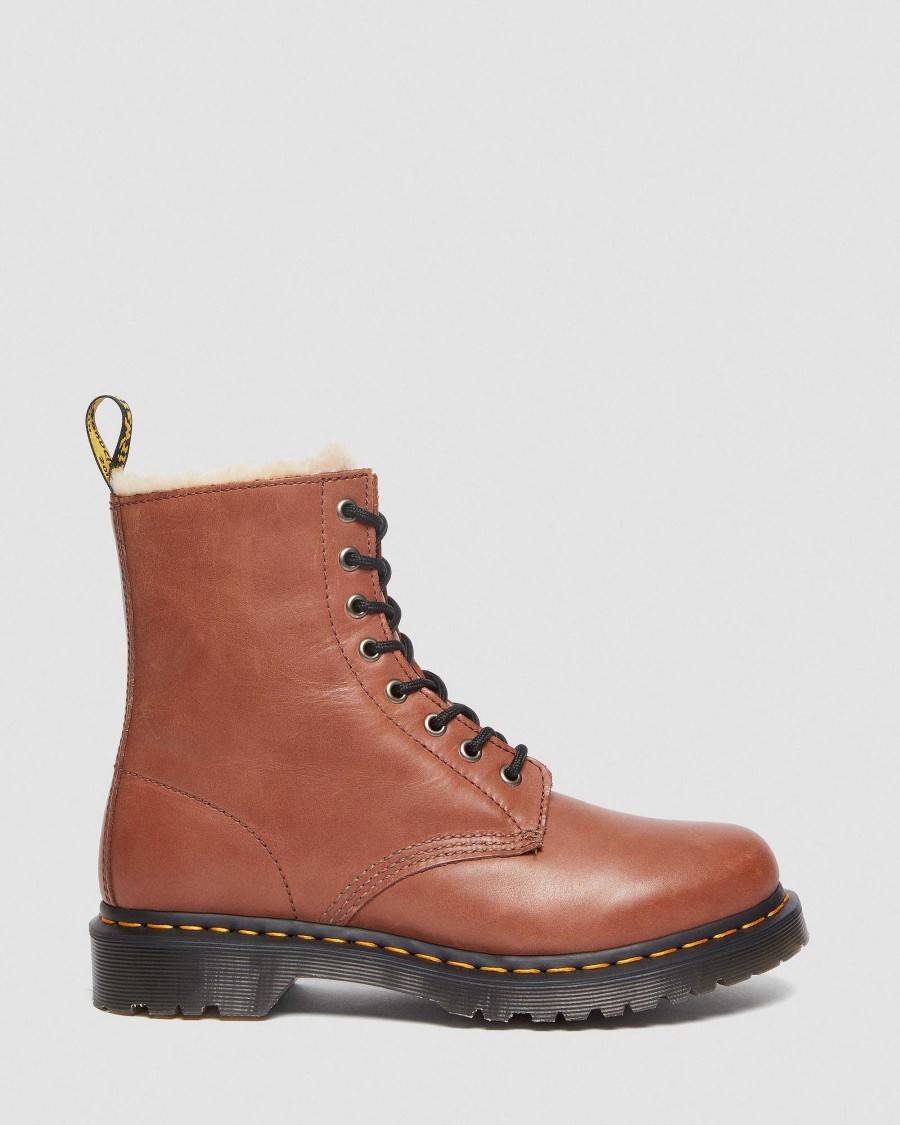 Dames Dr. Martens Tenias | Bottines A Lacets En Cuir Doublees De Fausse Fourrure 1460 Serena Brun — Marechal-Ferrant