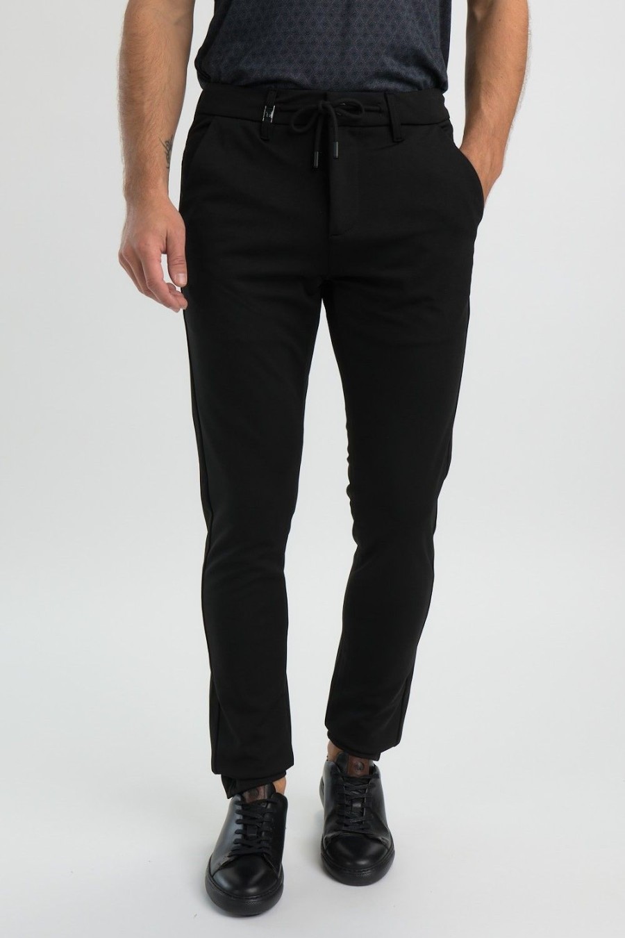 Homme Benson & Cherry Les Bas | Pantalon Chino Tapered Jaunas Noir