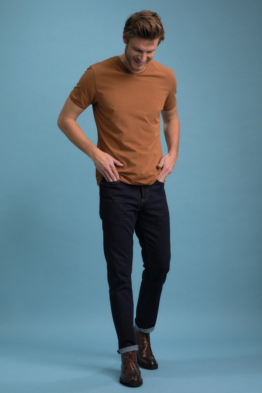 Homme Benson & Cherry T-Shirts Pour Homme | Tee-Shirt Coton Stretch Uni Col V Tahys Camel